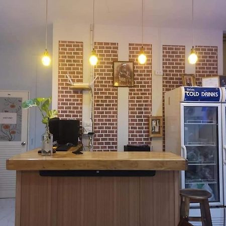 Sun House Bkk Hotel Bangkok Exterior photo